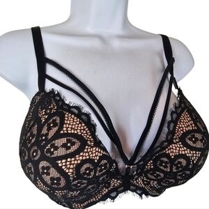 Victoria’s Secret Very Sexy Push Up Bra Lace Caged Strappy Bra 34DDD
